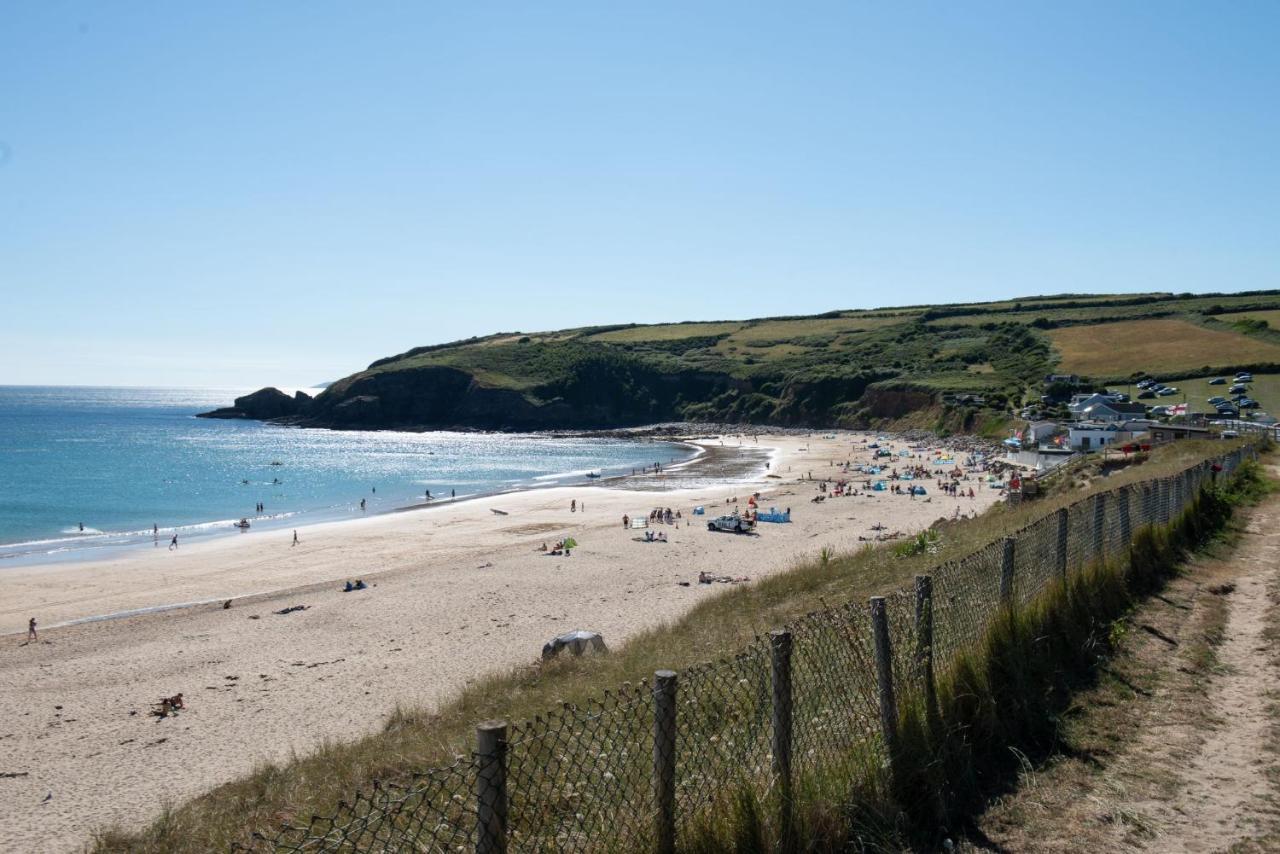 Kerenza Sands, Praa Sands Buitenkant foto